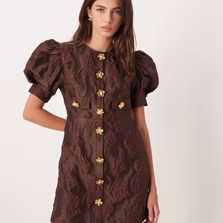 Sister Jane - Anemone Chocolate